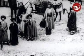 عکس| سفر زمان؛ جشن نیمه شعبان در خانه حاجی سید ابراهیم؛ 132 سال قبل