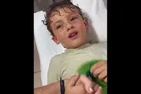 ببینید؛ خارج کردن یک خرچنگ زنده از گوش یک کودک
