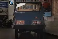 (عکس) وانت عجیب با موتور بی‌ام‌و که در موزه نگهداری می‌شود