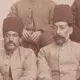 عکس| سفر زمان؛ عکس یادگاری درباریان ناصرالدین شاه در «آبدارخانه مبارکه»؛ 136 سال قبل