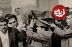 عکس| سفر زمان؛ «کیارستمی، شاملو و آل احمد» در مراسم تشییع فروغ فرخزاد؛ سال 45