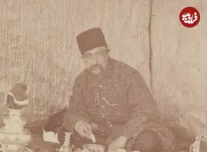 عکس| سفر زمان؛ «ناصرالدین شاه» در حال آبگوشت خوردن زیر سایبان در شکارگاه