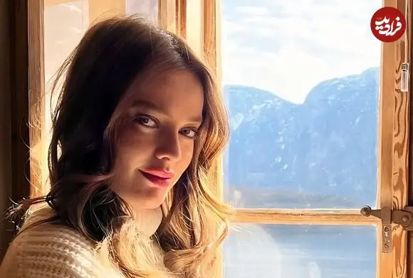 عکس| سفر زمان؛ «هولیا دیکن» بازیگر ترکیه‌ای در کنار «علی انصاریان» در یکی از آخرین فیلم‌هایش