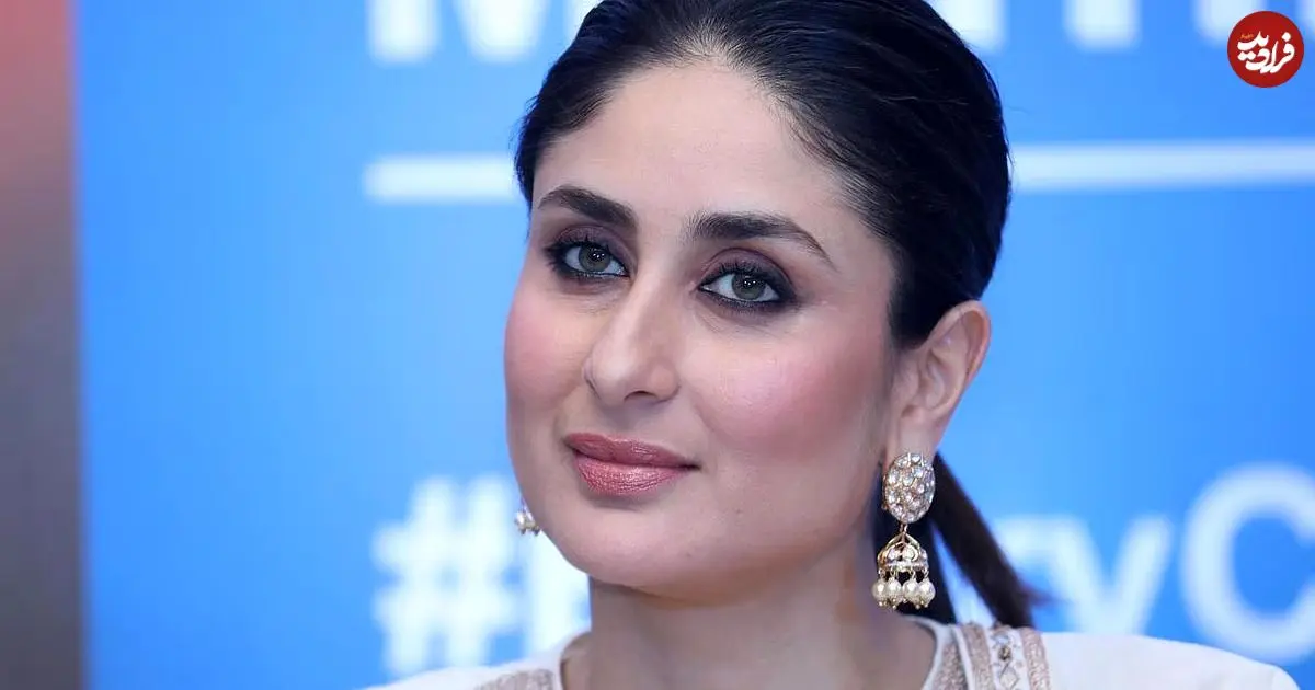 عکس| سفر در زمان؛ «کارینا کاپورخان» در حال دریافت جایزه راجیو گاندی در بمبئی؛ سال 1384