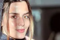 عکس| سفر زمان؛ «غزاله اکرمی» با چادر در پشت‌صحنه «سوجان» در کنار ثریا قاسمی