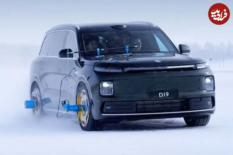 عکس| شاسی‌بلندی که با ترکیدن لاستیک هم کنترلش را از دست نمی‌دهد