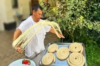 ببینید؛ غذای روستایی در ازبکستان؛ پخت لاگمن به روش یک آشپز ماهر