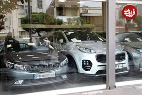 چرا خودروهای نجومی همچنان مشتری دارند؟