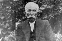 عکس| سفر زمان؛ چهرۀ «مستوفی‌الممالک» در 12 سالگی با لباس «وزارت»