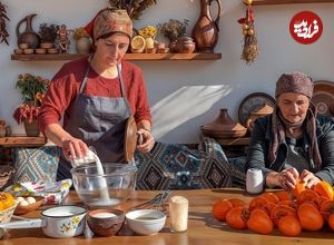 ببینید؛ غذای روستایی در آذربایجان؛ برداشت خرمالو و تهیه کیک پای با آن ها