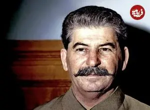 عکس| سفر در زمان؛ «استالین» در حال کار در دفترش؛ سال 1305