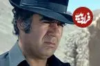 عکس| سفر زمان؛ «ناصر ملک مطیعی» با لباس ورزشی و در زمین فوتبال؛ دهه 50