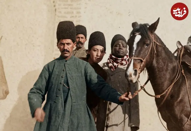 تصاویر| سفر به عصر قاجار؛ از «قاطرسواری سه‌نفره» تا «ناهار اعیانی در بیابان»