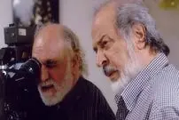 عکس| سفر زمان؛ «سعید راد و ایرج قادری» در حال بالا رفتن از تپه؛ سال 59