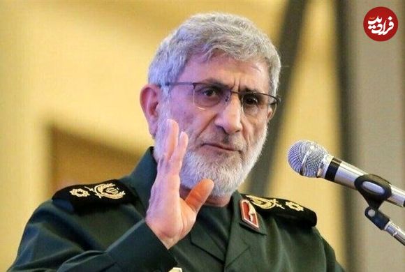 عکس؛ سفر در زمان؛ «سردار قاآنی و سردار سلیمانی» در حیاط بیت رهبری؛ دهه 90