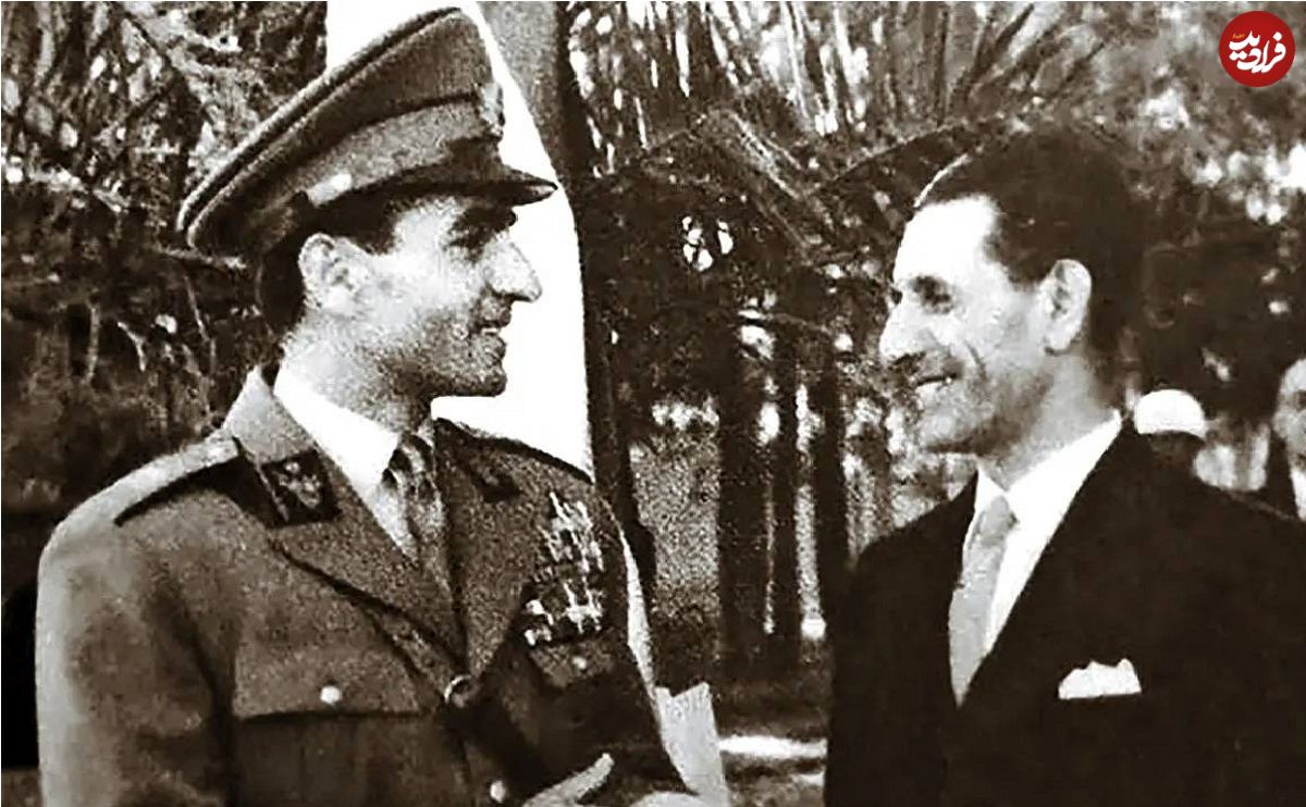 عکس؛ سفر در زمان؛ «حاجعلی رزم آرا، نخست وزیر در مراسم عروسی شاه»؛ سال 1329