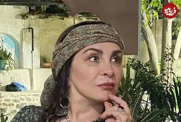 عکس| سفر زمان؛ «افسانه بایگان» در 25 سالگی در کنار «فخری خوروش»؛ سال 65