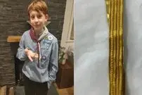گنج دو هزارسالۀ «دستبند سرباز رومی» توسط پسر 11 ساله‌ای که سگش را بیرون برده بود پیدا شد