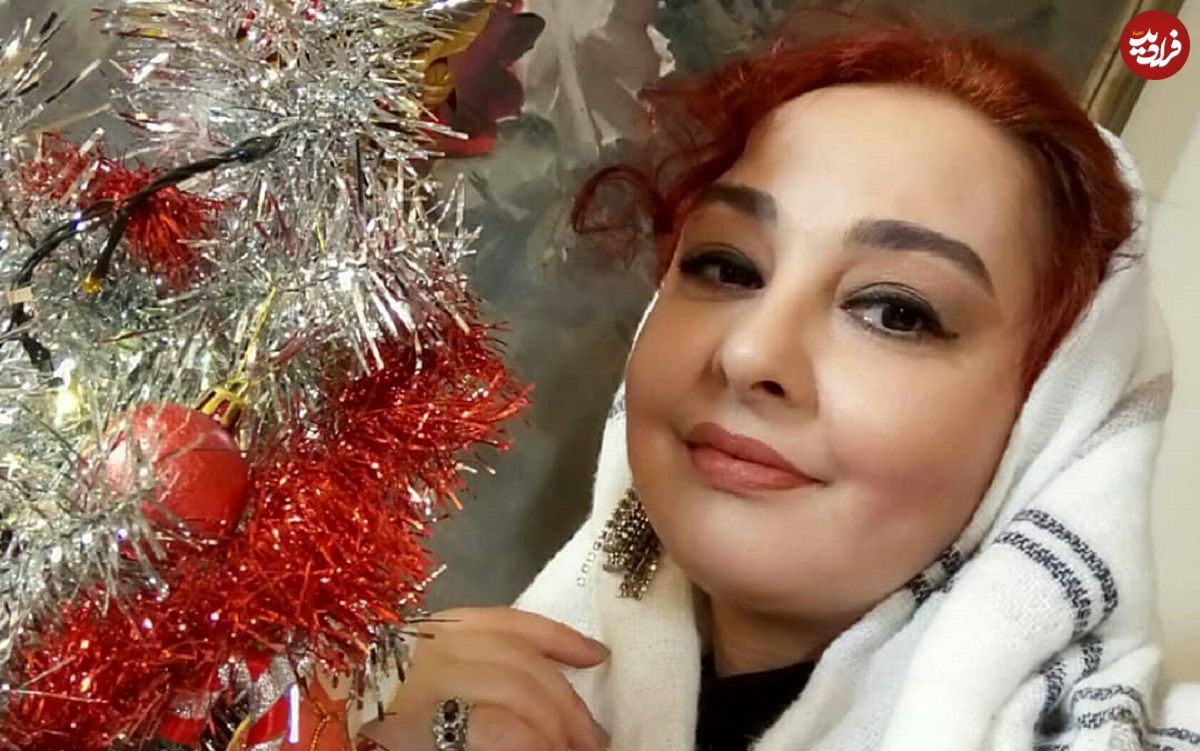 عکس؛ سفر در زمان؛ «ماهایا پطروسیان در کنار رضا رویگری، سیاوش طهمورث، سیروس گرجستانی و رویا تیموریان» در تهران؛ سال 72