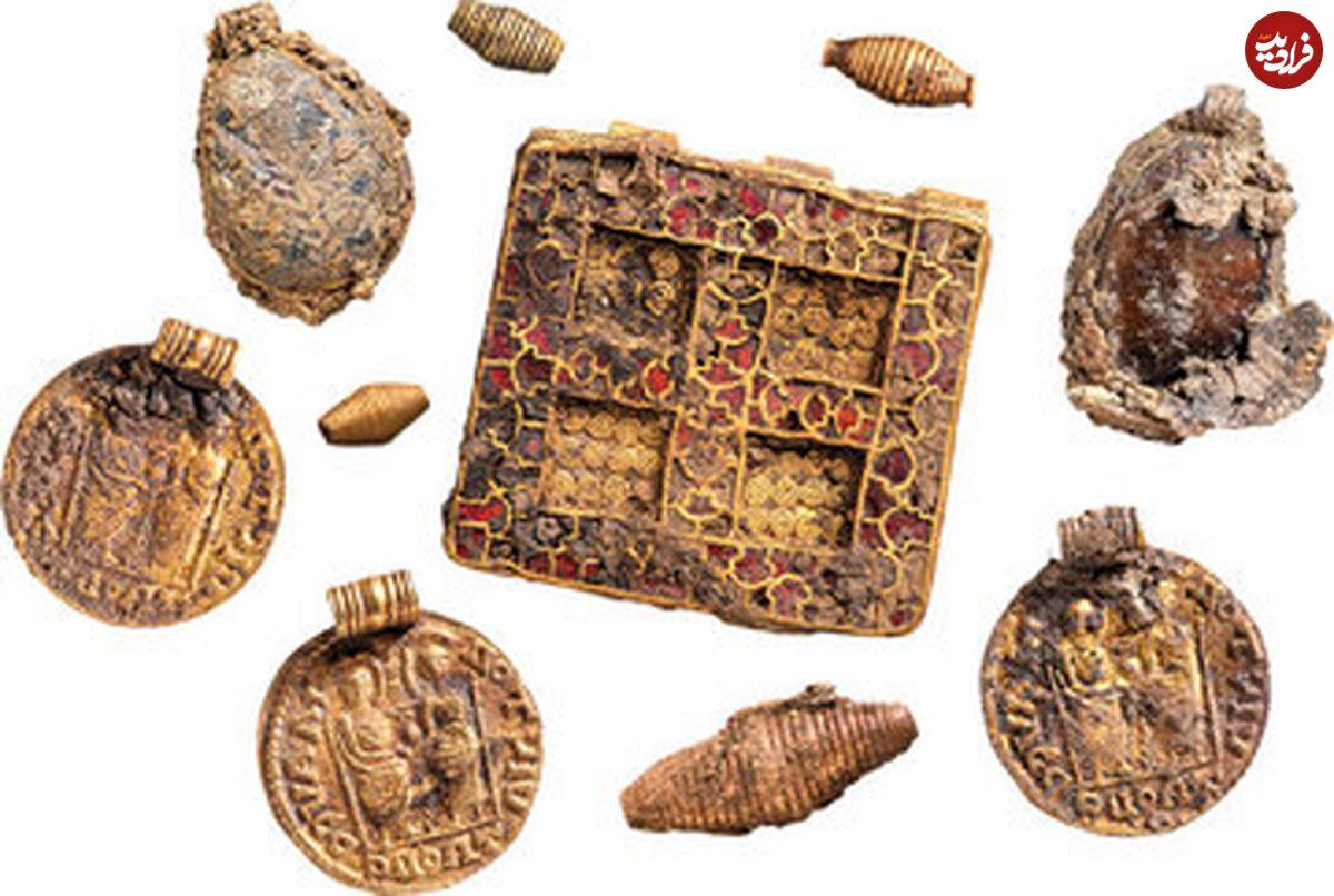 (عکس) کشف زیورآلاتی عجیب از گور ۱۳۰۰ ساله