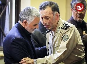 عکس؛ سفر  به تاریخ؛ «سرلشکر سلیمی، فرمانده سابق ارتش» در کنار «رهبر انقلاب» در خط مقدم؛ دهۀ 60
