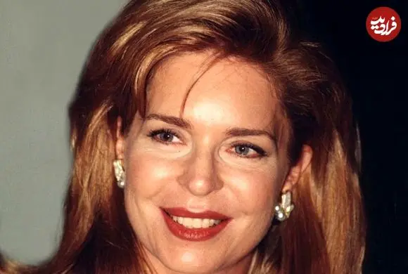 عکس| سفر در زمان؛ «ملکه نور و ملک حسین پادشاه اردن» در کاخ سلطنتی شان؛ سال 1356 