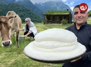 ببینید| غذای روستایی در آذربایجان؛ دوشیدن شیر تازه گاو و تهیه پنیر و خاچاپوری با آن