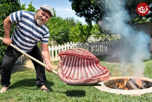 ببینید؛ غذای روستایی در آذربایجان؛ تهیه دنده کباب متفاوت در تنور زمینی 