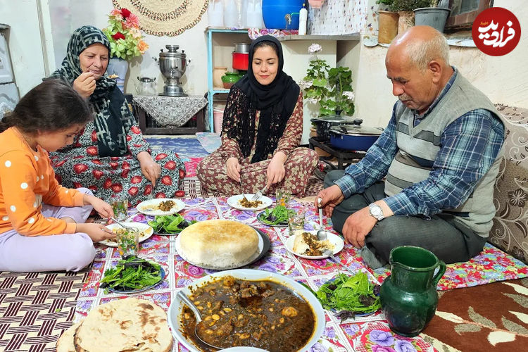 (ویدئو) نحوه پخت یک قرمه سبزی متفاوت به روش بانوی روستایی ارومیه ای