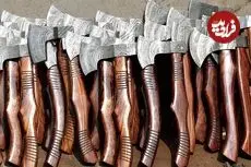 ببینید| مراحل دیدنی تولید انبوه تبر در کارگاهی در پاکستان