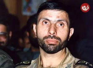 عکس| سفر در زمان؛ «صیاد شیرازی» در کنار محسن رضایی و برخی فرماندهان ارتش و سپاه؛ دهه 60