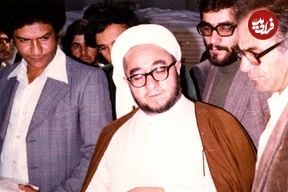 عکس؛ سفر در زمان؛ «محمدصادق خلخالی در جشن آزادی امام از حبس و حصر»؛ سال 1343