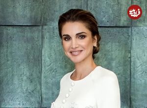 عکس؛ سفر در زمان؛ «ملک عبدالله دوم، پادشاه اردن و همسرش» در حال پایین آمدن از دیوار چین؛ سال 1378