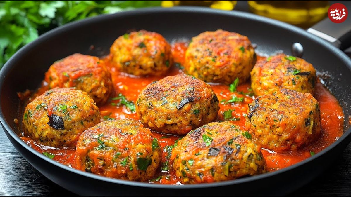 ببینید؛ طرز تهیه کوفته بادمجان با تن ماهی و سس گوجه توسط آشپز ایتالیایی