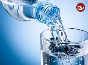 اثرات نوشیدن بیش از حد آب