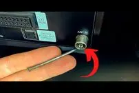 (ویدئو) چگونه می توان با 6 عدد میخ یک آنتن قدرتمند برای تلویزیون ساخت؟