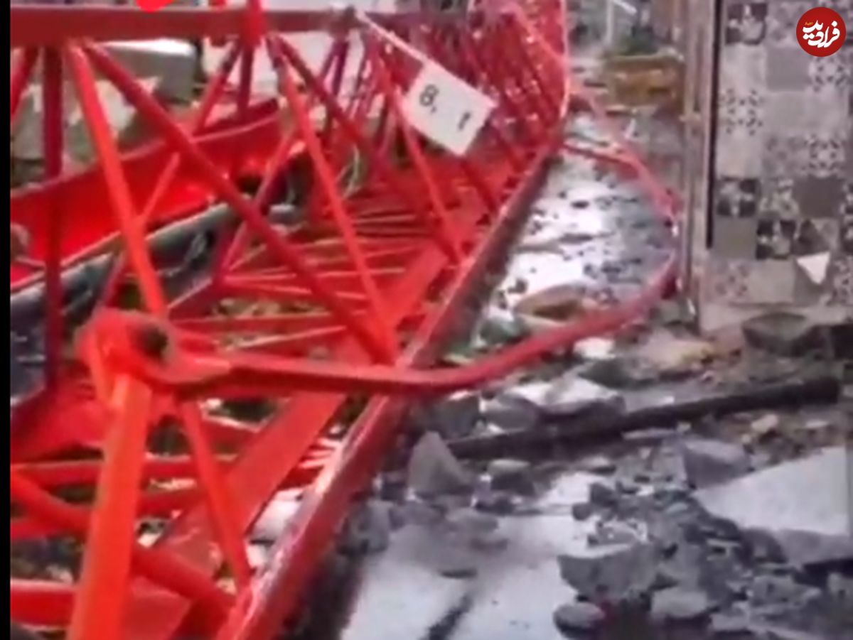 (ویدیو) سقوط ترسناک یک جرثقیل؛ اولین تصاویر از خسارت شدید طوفان سوئیس