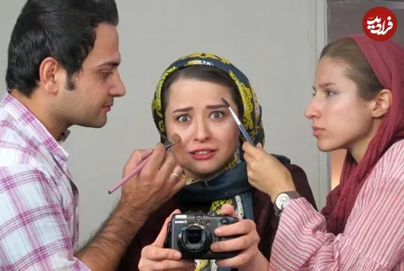 عکس| سفر زمان؛ جشن تولد «مهراوه شریفی‌نیا» در پشت‌صحنه سریال کیمیا؛ سال 94