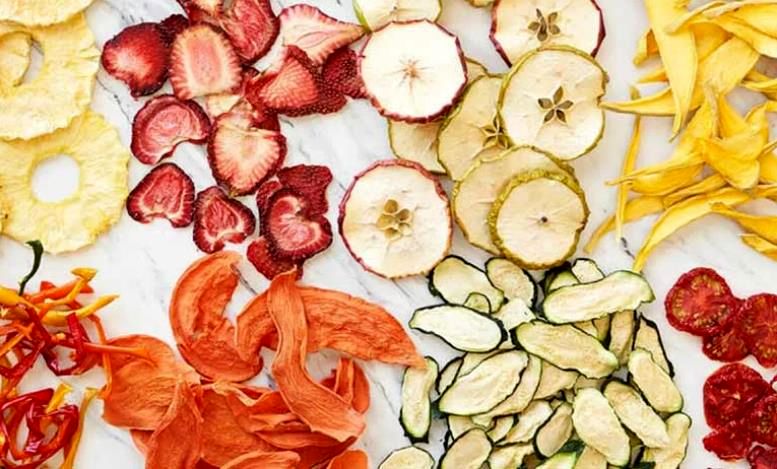 بهترین روش‌های خشک کردن میوه در خانه