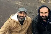 عکس| سفر زمان؛ «محسن تنابنده و امیر جعفری» در پشت‌صحنۀ «چک برگشتی»؛ سال 91