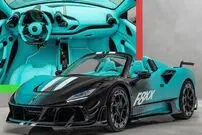 (عکس) تیونر ایرانی رنگ فیروزه‌ای بر بدنه فراری زد!