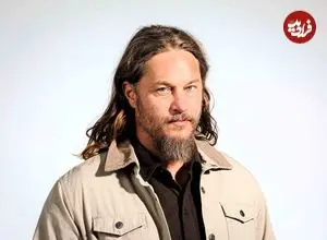 عکس| سفر در زمان؛ «تراویس فیمل» در مهمانی سالانه موتورولا در کالیفرنیا؛ سال 1381