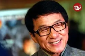 عکس| سفر در زمان؛ «جکی چان 46 ساله» در حاشیه یک مسابقه رالی در قاهره؛ سال 1378