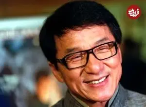 عکس| سفر در زمان؛ «جکی چان 46 ساله» در حاشیه یک مسابقه رالی در قاهره؛ سال 1378