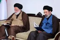 عکس| سفر زمان؛ «سید مصطفی خامنه‌ای، برادر رهبر انقلاب» در مراسم ترحیم آیت‌الله رئیسی