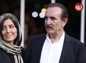 عکس| سفر زمان؛ چهرۀ «بیوک میرزایی» 32 ساله در یک تئاتر؛ سال 66