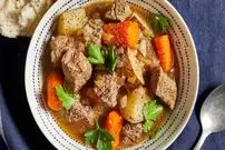 طرز تهیه تاس‌‌کباب خوشمزه و اصیل ایرانی