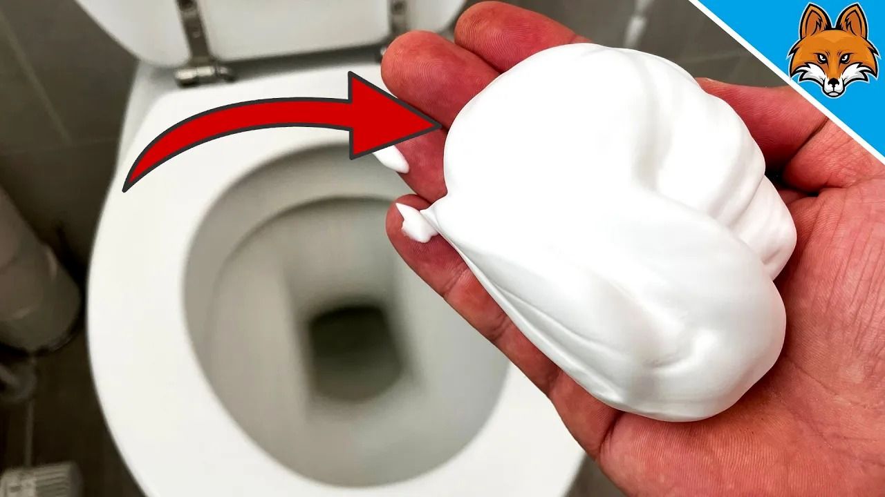 (ویدئو) اگر فوم اصلاح را در توالت خود بریزید، چه اتفاقی می افتد؟