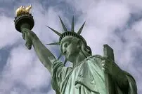 عکس| مجسمه آزادی در حال ساخت در پاریس؛  ۱۴۲ سال پیش