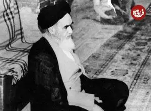 عکس| سفر در زمان؛ تیپ متفاوت «امام خمینی» در بورسای ترکیه؛ سال 1343